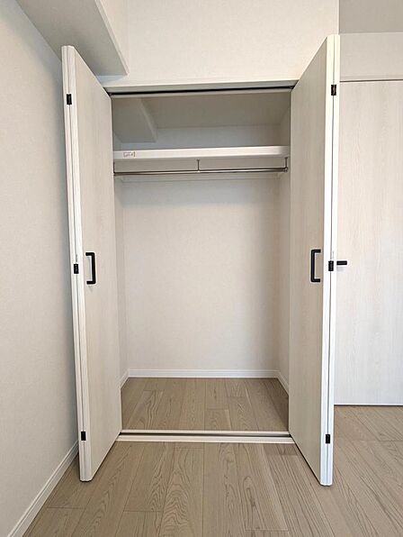 4.2帖洋室の収納です