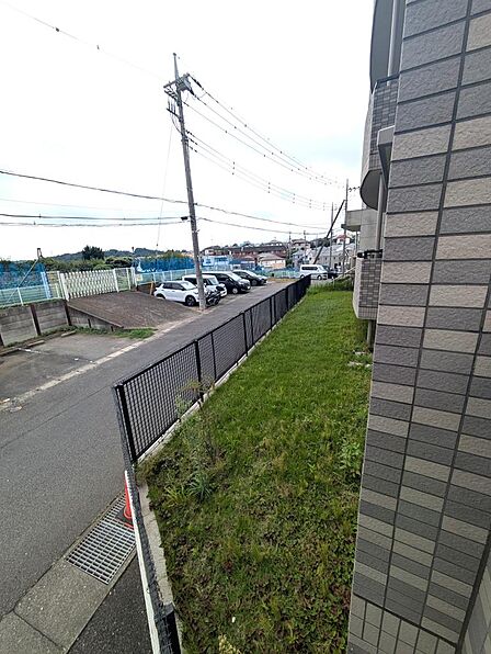 ガーデニングなど用途豊富な専用庭です♪