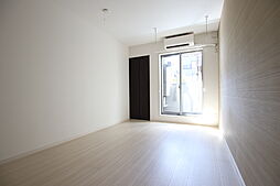 ルチオ・ソーレ 103 1階1Kのリビング/ダイニング