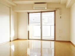 ラ　コルト・Ｋ 303 3階1Kのリビング/ダイニング