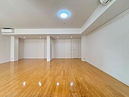 ストーリア神宮前 0110 1階ワンルームのリビング/ダイニング