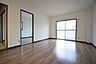 リビング/ダイニング：12.8帖のリビングです★