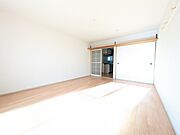 南向きの日当たりのいいリビングです★