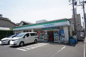 ファミリーマート上杉1丁目店/160ｍ