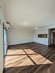 名古屋市営鶴舞線 植田駅 徒歩8分の賃貸マンション 13階2SLDKのリビング/ダイニング