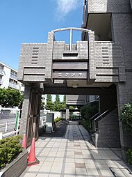 5 / 8