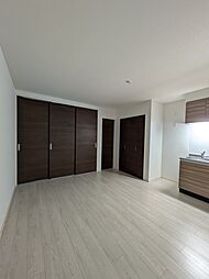 セレーノテラス七道 204 2階1LDKのリビング/ダイニング