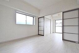 ルミエールＪＲ八尾 605 6階1LDKのリビング/ダイニング