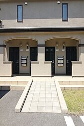 8 / 15