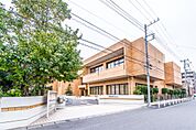 浦安市立堀江公民館（281m）