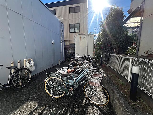 その他