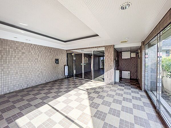 エントランスを拡大表示