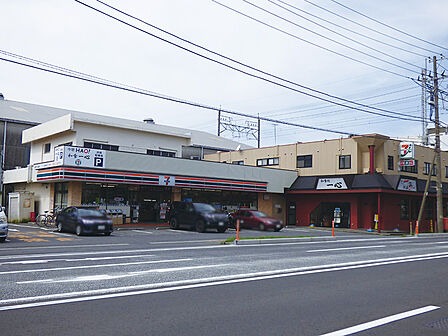 セブンイレブン浦安鉄鋼通り店(300m)