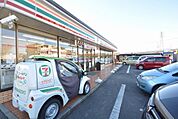 セブンイレブン桐生競艇場前店(627m)