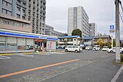 ローソン 桐生東久方店(653m)