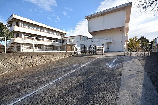 apartment 群馬県桐生市新里町新川955-6
新里町新川の賃貸情報を見る
物件地図