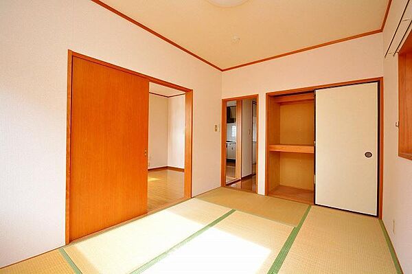 apartment 群馬県みどり市笠懸町鹿4262-21
笠懸町鹿の賃貸情報を見る
物件地図