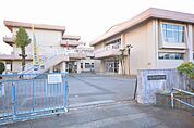 境野小学校(770m)