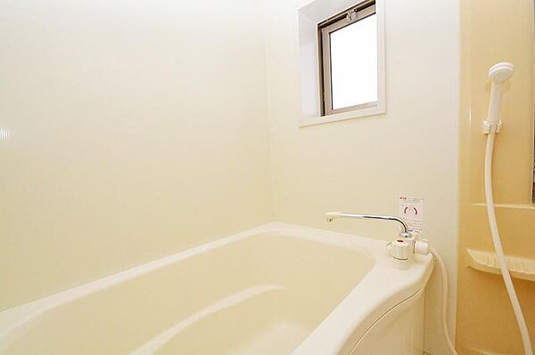 apartment 群馬県みどり市笠懸町阿左美814-1
笠懸町阿左美の賃貸情報を見る
物件地図