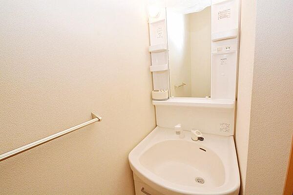 apartment 群馬県みどり市笠懸町阿左美814-1
笠懸町阿左美の賃貸情報を見る
物件地図