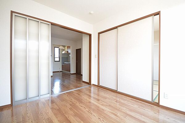 apartment 群馬県桐生市新里町新川1215-7
新里町新川の賃貸情報を見る
物件地図