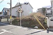 前面道路約7ｍで駐車もしやすい環境です！駐車の苦手な方でも安心して車を止めることができそうですね！！