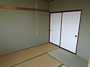 同じ６帖の和室です。
