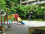 周辺環境:狸穴公園