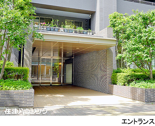 玄関を拡大表示