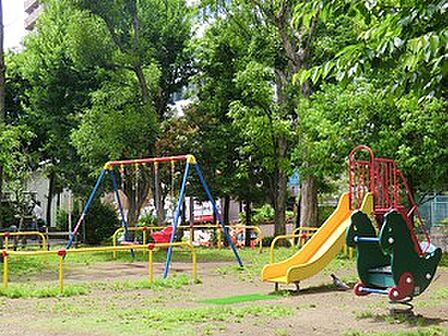 周辺環境:築地川公園