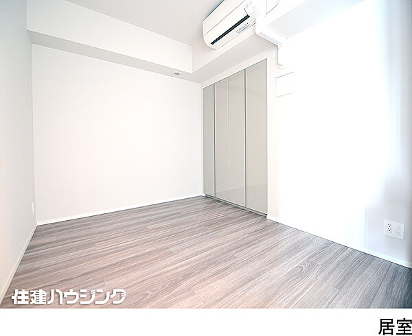 洋室を拡大表示