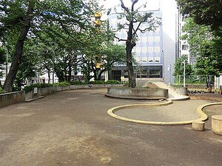 お茶の水公園