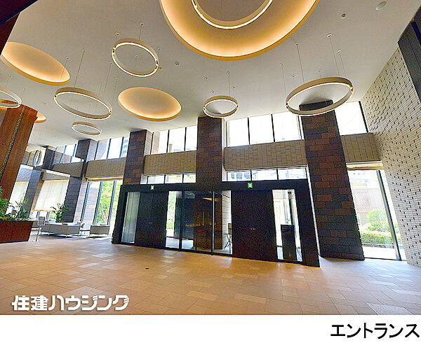 玄関を拡大表示