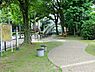 周辺：周辺環境:神宮通公園