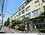 周辺：大久保小学校