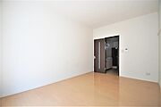 洋室8.1帖