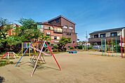 六万寺公園まで739m