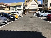駐車場内部