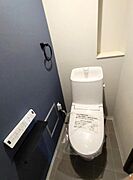 温水洗浄便座付トイレ(新規交換済)