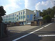 名古屋市立久方中学校まで1120m