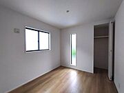 南西側5.4帖洋室(全居室2面採光！)