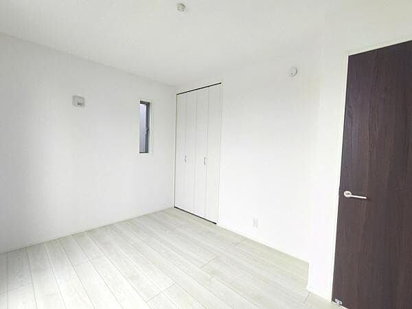洋室を拡大表示