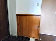 シューズボックス