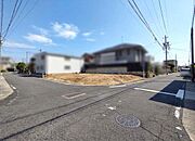 現地と前面道路