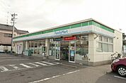 ファミリーマート天白島田店まで430m