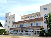 大和市立引地台中学校まで1000m