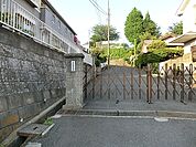 上白根幼稚園まで1372m