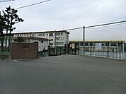 茅ヶ崎市立松林中学校まで400m