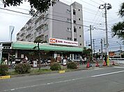 オーケー辻堂店まで653m