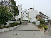 横浜市立小田中学校まで960m